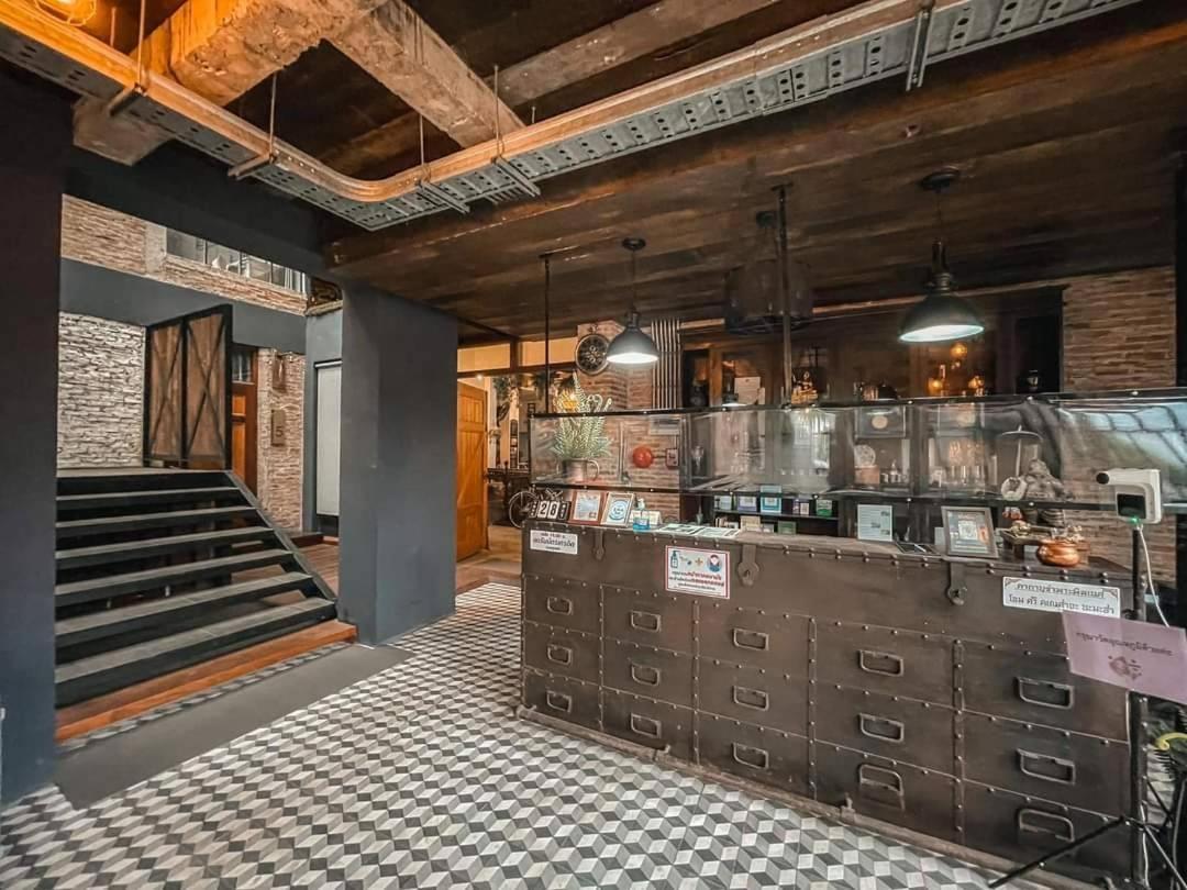 Px122 Dbest Hotel Нан Екстериор снимка