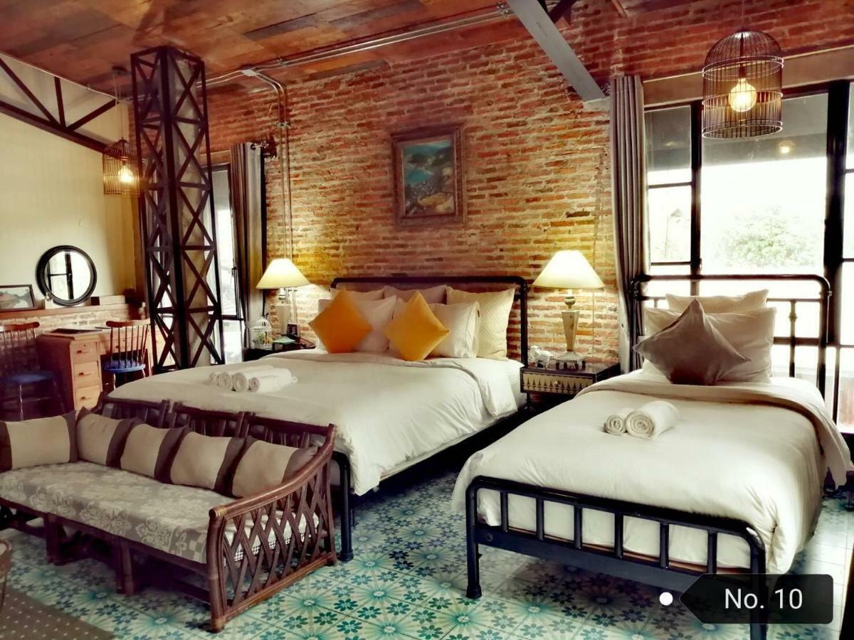 Px122 Dbest Hotel Нан Екстериор снимка