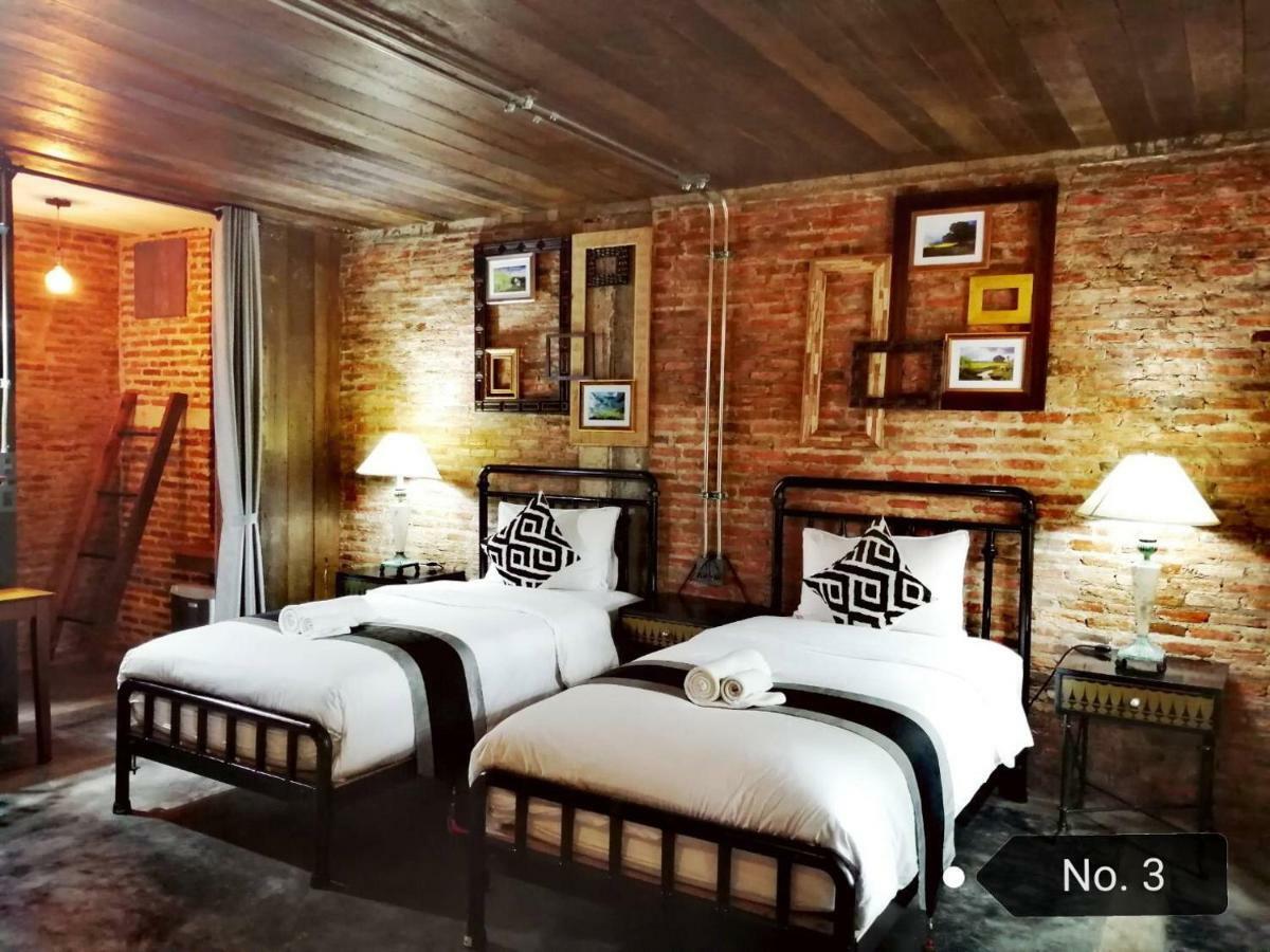 Px122 Dbest Hotel Нан Екстериор снимка