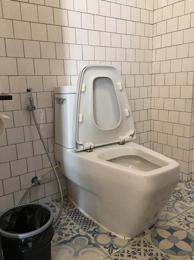 Px122 Dbest Hotel Нан Екстериор снимка